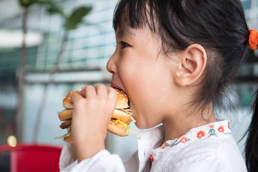 三个月宝宝食欲下降的原因及应对策略